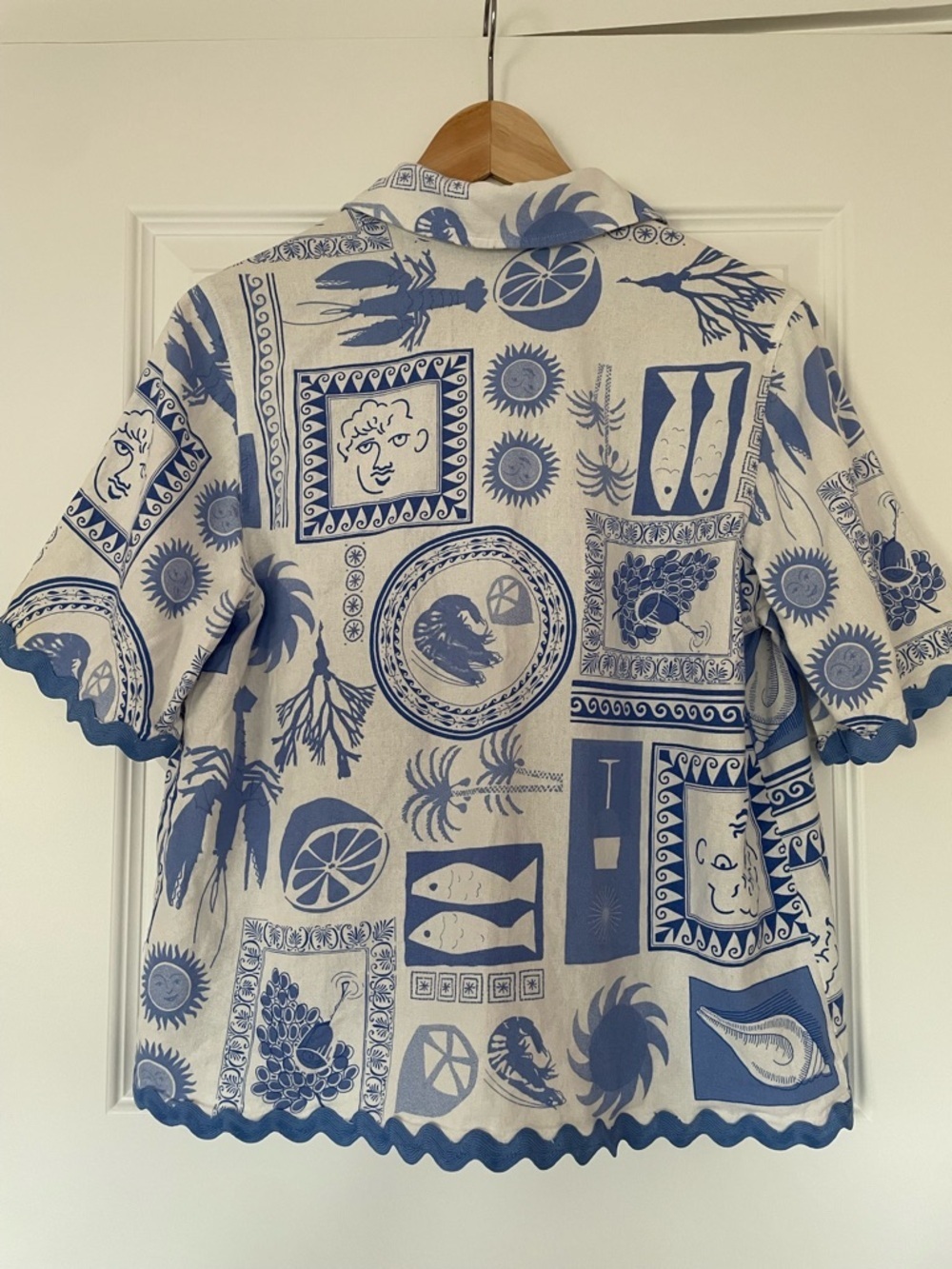 Calypso St. Barth Blue and White Mediterranean Resort Shirt, Small - Picture 3 of 6
